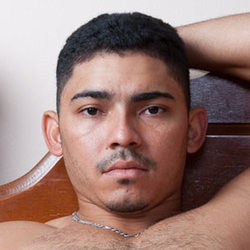 Headshot of Miguel Temon