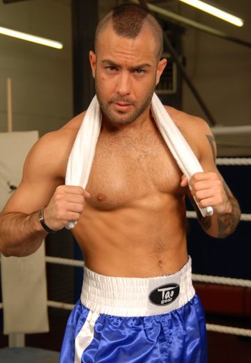 Sexy boxer jock Orlando