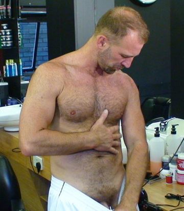 Hairy stud Parker William in a beauty salon