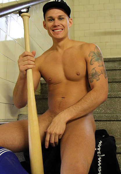 Hot young naked jock in the stair well