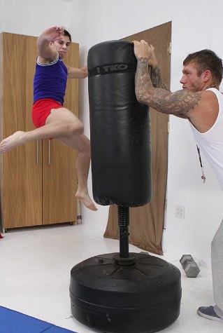 Eli Hunters kickboxing with Bo Dean