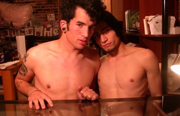Cute young alterna twinks shirtless