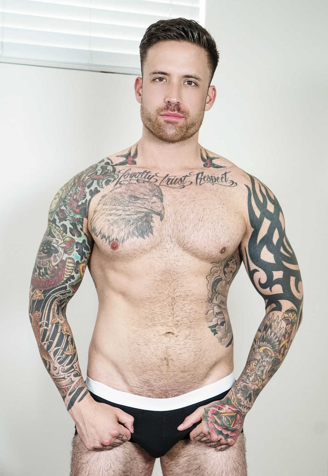 Body pic for Jordan Levine