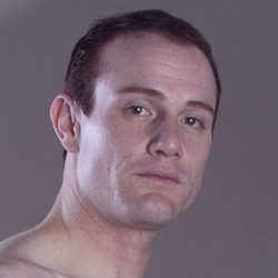 Headshot of Damien Horne