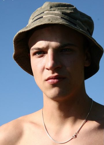 Young guy in a floppy hat