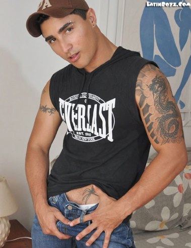 Hot Latin guy Rigo showing off his tats