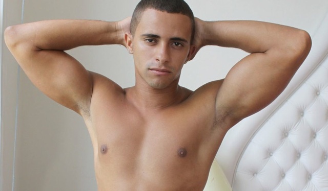 Hot young jock showing off his ripe pits