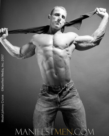 Ripped bodybuilder Johnny Cruise in nothing but jeans