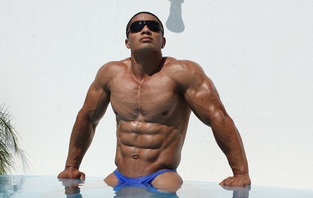 Tanned bodybuilder Julio in the hot tub