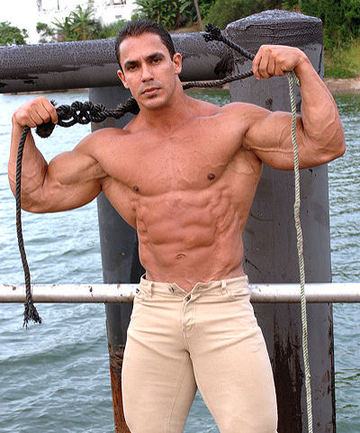 Body pic for Bruno Dorado