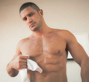 Body pic for Dato Foland