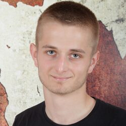 Headshot of Radek Kamelov